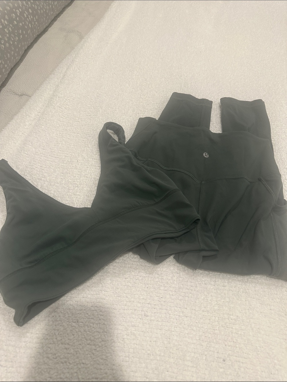 lululemon athletica army green High-Rise Leggings with Matching Bra